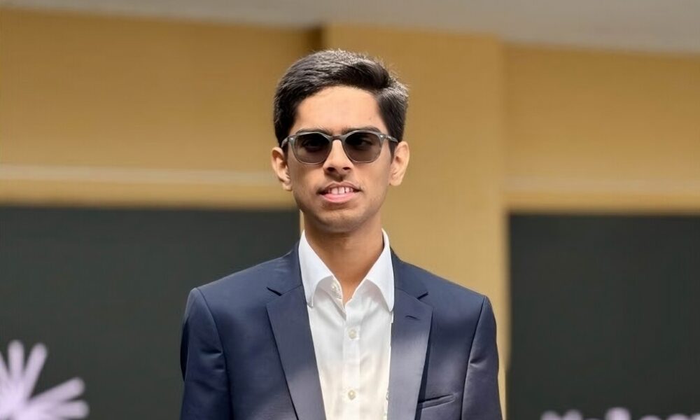 Harsh Zala, Founder and CEO of Aerobotics7 - Interview Series